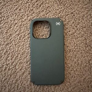 iPhone 14 pro otter box